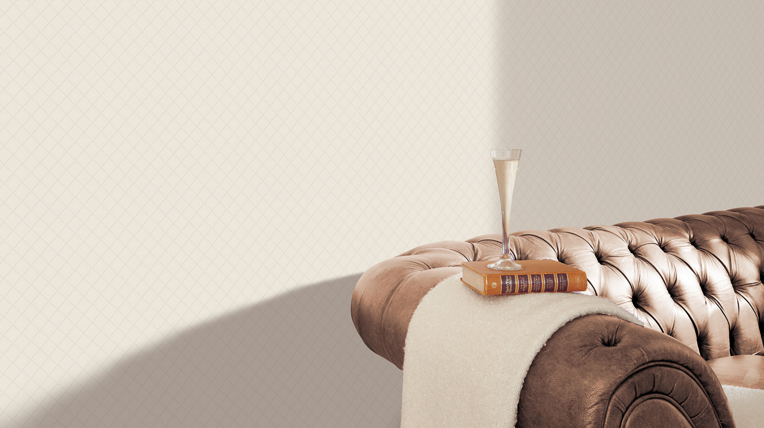 Design CARRÈE Grafische Tapete in Beige