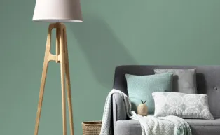 Vliestapete grüne Unistruktur Kollektion Colour Stories, Wohnzimmer Sofa Stehlampe